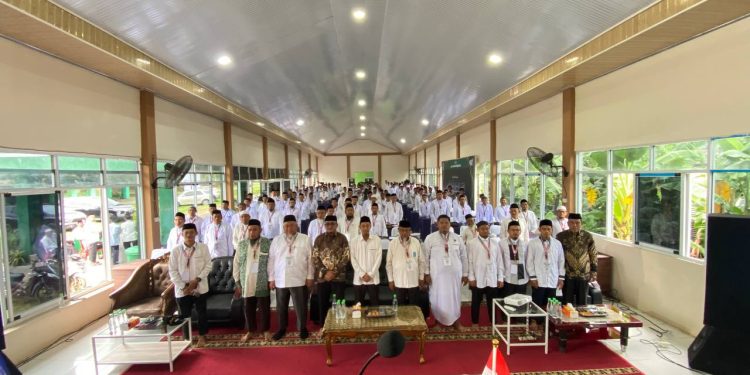 Warga Pesantren Duduki SPIDI, Tegaskan Penolakan Komersialisasi di Atas Tanah Wakaf