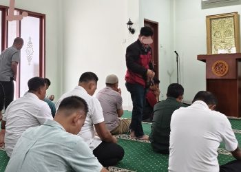 “Sosok Inspiratif Kasat Reskrim Maros IPTU Ridwan, SH., M.H. Tetap Utamakan Ibadah di Tengah Kesibukan”