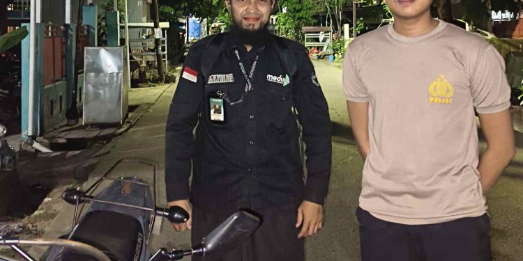 POLRES MAROS KEMBALI TUAI APRESIASI, BRIPDA DICKI AZIS BERHASIL CEGAH KONFLIK SUSULAN DAN DAMAIKAN DUA KELOMPOK WARGA